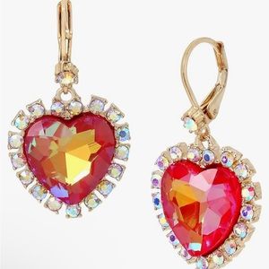 NIB 💝🌻Betsey Johnson Gold Pink Crystal Heart Leverback Dangling Earrings